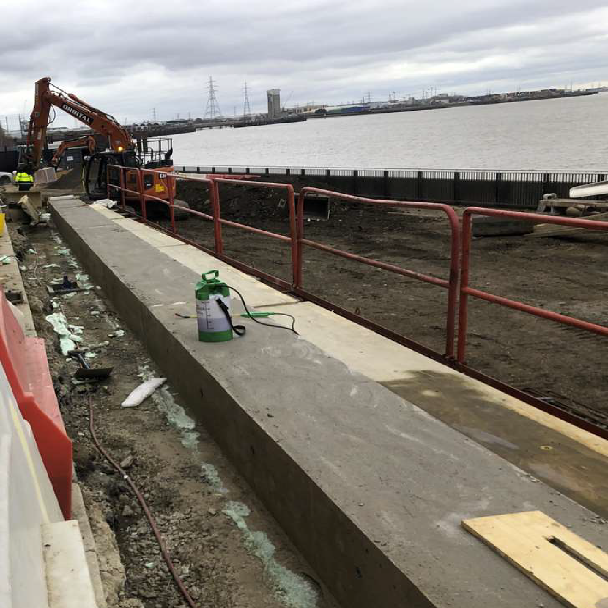 SHACKLETON WAYY : GALLIONS REACH